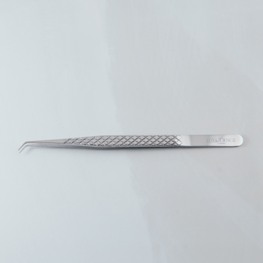 Slim angle tweezer